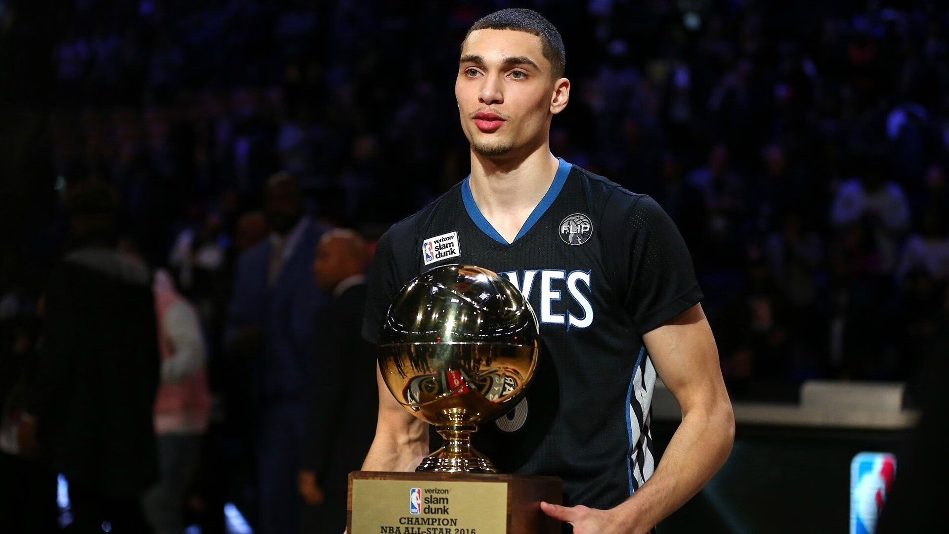 世界杯：心理专家呼吁理性看球 别让输赢左右整个人生